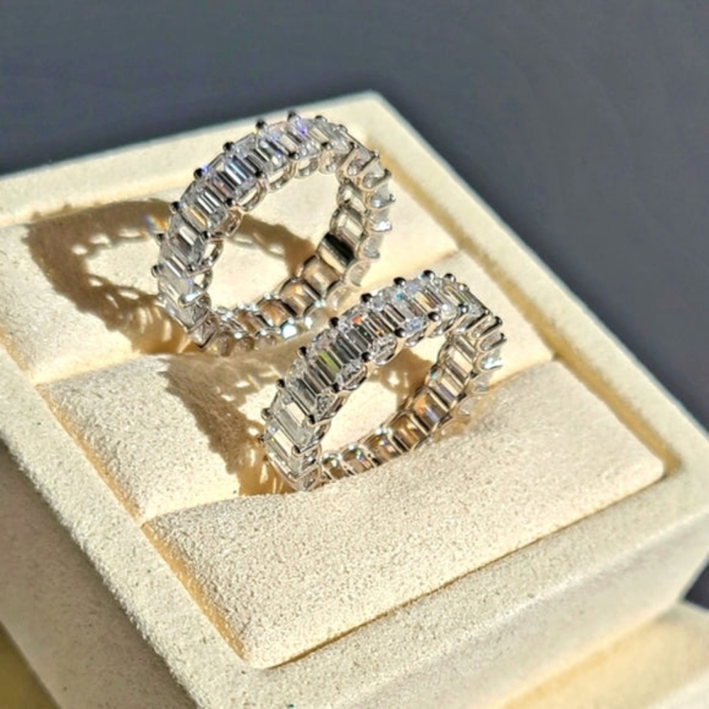 Solid 14k gold 3×4mm emerald cut moissanite eternity